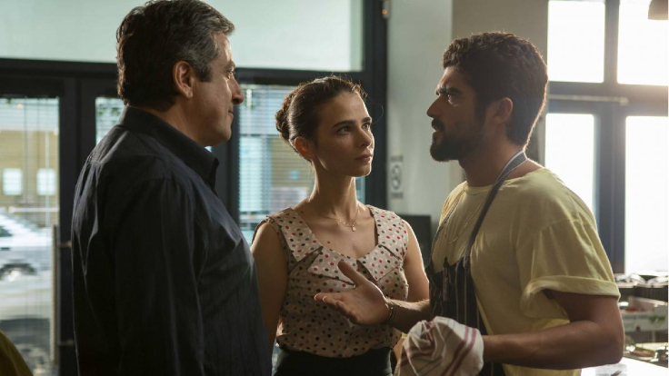 מתוך אישה עובדת